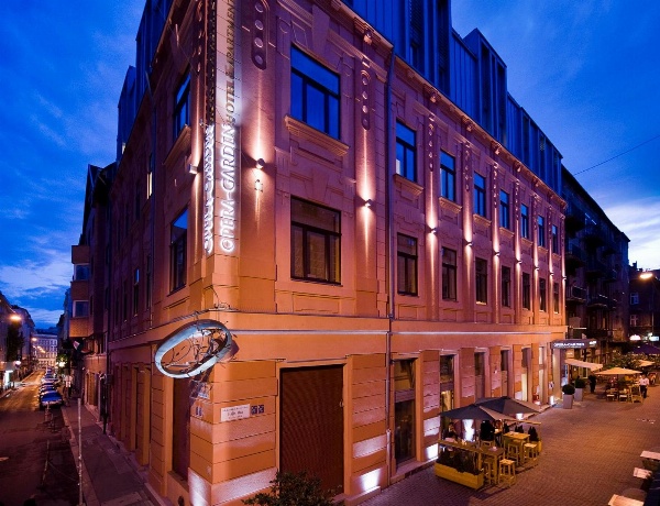 Opera Garden Hotel & Apartments image 2