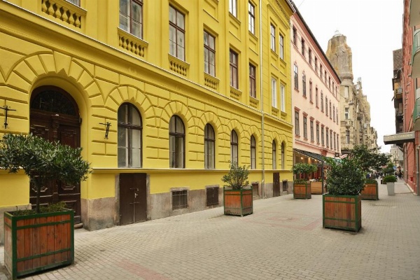 Opera Garden Hotel & Apartments image 19