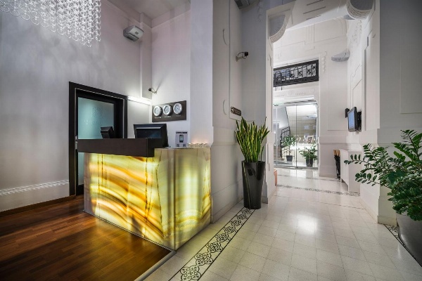 Opera Garden Hotel & Apartments image 4